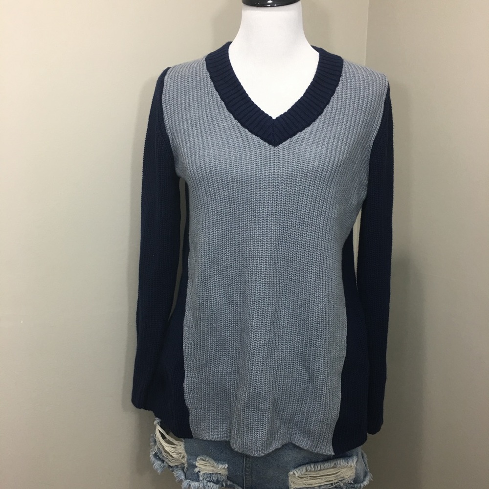 Philosophy Open Back Color block Knit Sweater